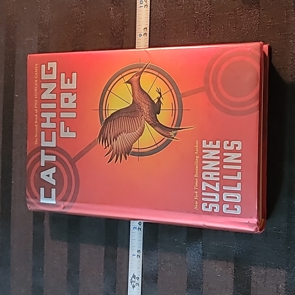 Full set of EUC hardcover books The Hunger Games, Catching Fire, Mocking Jay - Picture 8 of 16